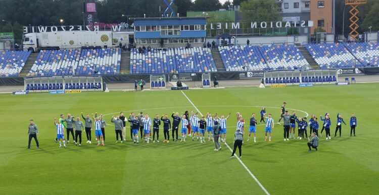 Piłka nożna. Stal wypunktowała lidera z Gdańska