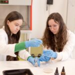 Warsztaty „Świat w kropli wody” - Polskie Radio Rzeszów