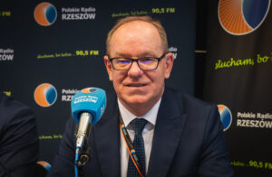 Będą walczyć o mandaty w sejmiku. Debata przedstawicieli komitetów wyborczych - Polskie Radio Rzeszów