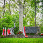 Przyjechali na Górę Śmierci oddać hołd ofiarom obozu (fotogaleria) 2 - Polskie Radio Rzeszów Przyjechali na Górę Śmierci oddać hołd ofiarom obozu (fotogaleria) - Polskie Radio Rzeszów