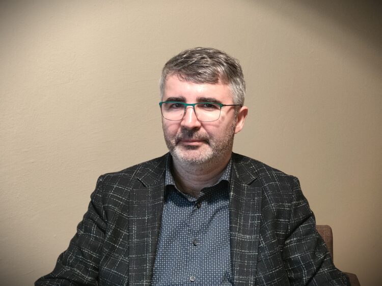 Jacek Prusak SJ. Przeszłość nie musi być ciężarem 1 - Polskie Radio Rzeszów Jacek Prusak SJ. Przeszłość nie musi być ciężarem