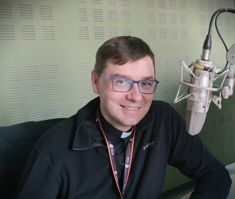 Chrzest dorosłych, każdy ma swój czas 1 - Polskie Radio Rzeszów Chrzest dorosłych, każdy ma swój czas