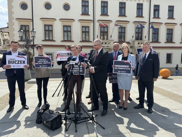 Prezentacja kandydatów Konfederacji w wyborach do Parlamentu Europejskiego