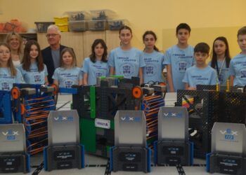 Najlepsi uczniowie-robotycy zbierają pieniądze na&nbsp;wyjazd do&nbsp;USA