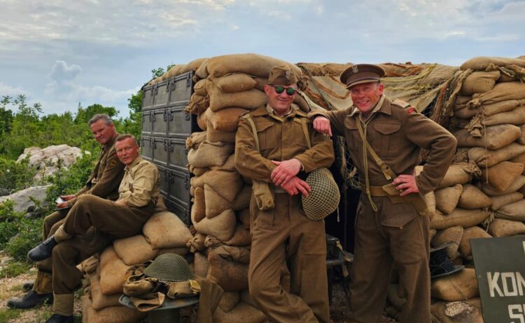 Z Jaślisk na plan filmowy ‘’Czerwonych Maków’’