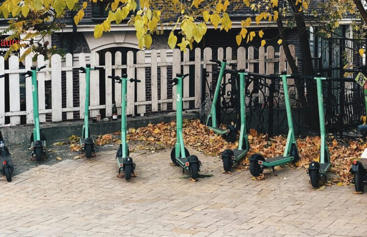 2,5 tys. złotych mandatu za jazdę po pijanemu na hulajnodze