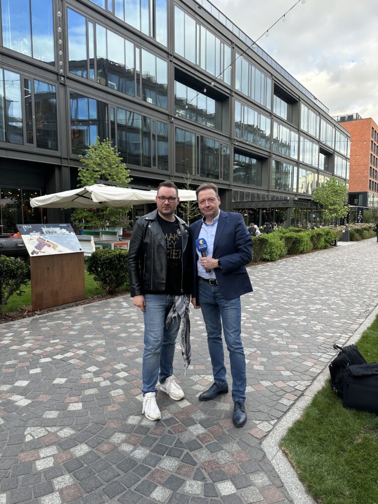 Mariusz Wawrzyńczyk gościem audycji "Z polskiej sceny muzycznej" 1 - Polskie Radio Rzeszów Mariusz Wawrzyńczyk gościem audycji „Z polskiej sceny muzycznej”