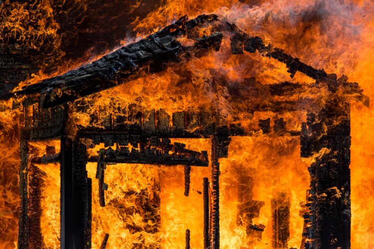 Policja zatrzymała 19-letniego podpalacza z powiatu jasielskiego