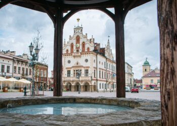 Karolina Pikuła dziękowała zaangażowanym m.in. w pomoc przy zbiórce podpisów i rozwieszanie plakatów