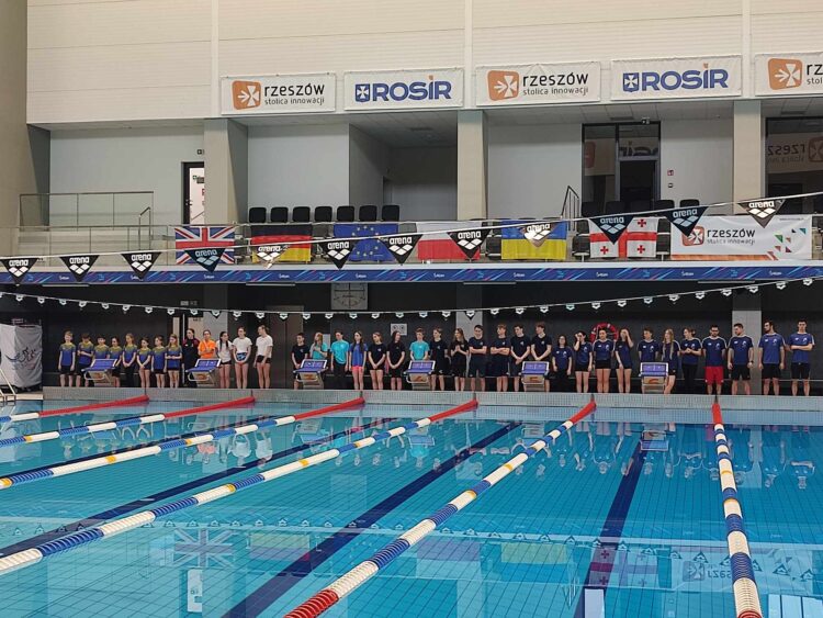 Skoki do wody. Międzynarodowe mistrzostwa Polski w Rzeszowie pod dyktando zawodników Stali  