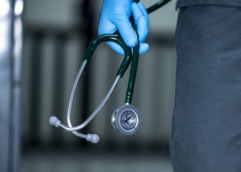 7 kwietnia- Dzień Pracownika Służby Zdrowia