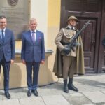 Tablica pamięci generała Rudolfa Maistra (fotogaleria) - Polskie Radio Rzeszów