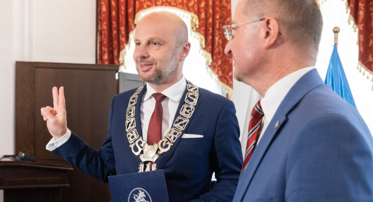 Prezydent Rzeszowa złożył ślubowanie 1 - Polskie Radio Rzeszów Prezydent Rzeszowa złożył ślubowanie