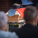 Ostatnie pożegnanie Eugeniusza Lisa ps. Bystry w Nowej Dębie 29 - Polskie Radio Rzeszów Ostatnie pożegnanie Eugeniusza Lisa ps. Bystry w Nowej Dębie - Polskie Radio Rzeszów