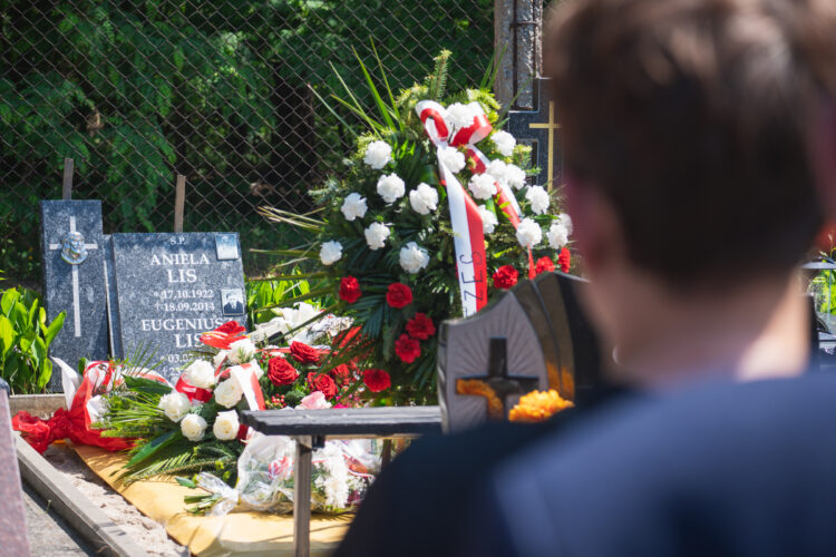 Ostatnie pożegnanie Eugeniusza Lisa ps. Bystry w Nowej Dębie