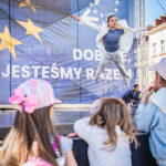 Oda do radości wybrzmiała na Rynku w Rzeszowie (fotogaleria) 11 - Polskie Radio Rzeszów Oda do radości wybrzmiała na Rynku w Rzeszowie (fotogaleria) - Polskie Radio Rzeszów