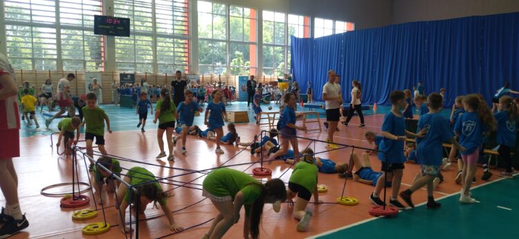 Drugi dzień Mini Olimpiady Szkolnej w Rzeszowie 1 - Polskie Radio Rzeszów Drugi dzień Mini Olimpiady Szkolnej w Rzeszowie