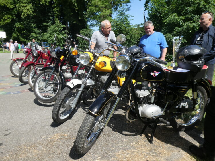 „Bieszczadzka Brama” w Besku (zdjęcia, relacja)