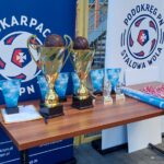 Piłka nożna. Siarka Tarnobrzeg wygrywa finał w stalowowolskim podokręgu 3 - Polskie Radio Rzeszów Piłka nożna. Siarka Tarnobrzeg wygrywa finał w stalowowolskim podokręgu - Polskie Radio Rzeszów