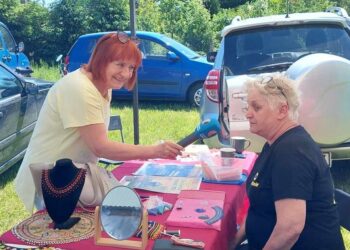 Łemkowie i&nbsp;zaproszenie goście bawili się na&nbsp;34. Łemkowskim Kiermaszu