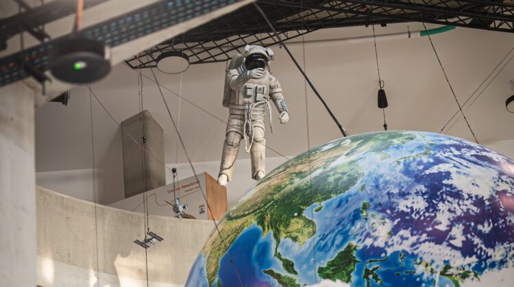 Astronomiczne i lotnicze atrakcje z okazji 20-lecia Polski w UE