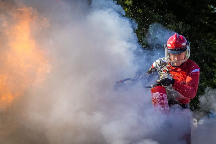 Pożar samochodu na A4 1 - Polskie Radio Rzeszów Pożar samochodu na A4