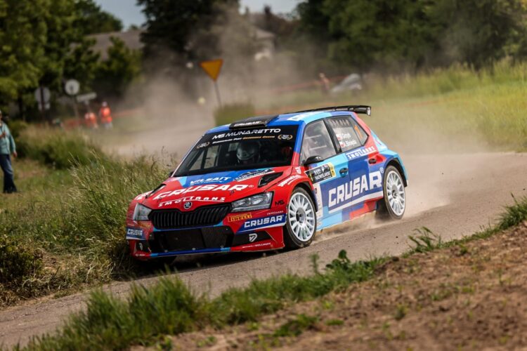 Rajdy samochodowe. Grzegorz Grzyb już liderem