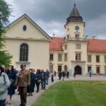 Ostatnie pożegnanie hrabiego Jana Artura Tarnowskiego w Tarnobrzegu 2 - Polskie Radio Rzeszów Ostatnie pożegnanie hrabiego Jana Artura Tarnowskiego w Tarnobrzegu - Polskie Radio Rzeszów