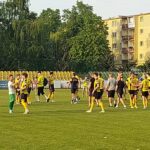 Piłka nożna. Pewna wygrana Siarki przed własną widownią 3 - Polskie Radio Rzeszów Piłka nożna. Pewna wygrana Siarki przed własną widownią - Polskie Radio Rzeszów