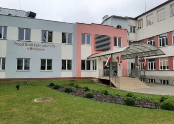 Rusza przebudowa rzeszowskiego Zespołu Szkół Elektronicznych