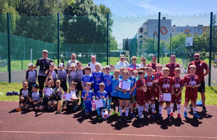 Piłka nożna. Sobotni turniej „dzikich drużyn” w Rzeszowie 