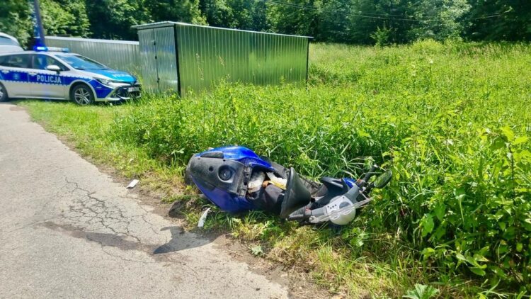 Pijany motorowerzysta z sądowym zakazem