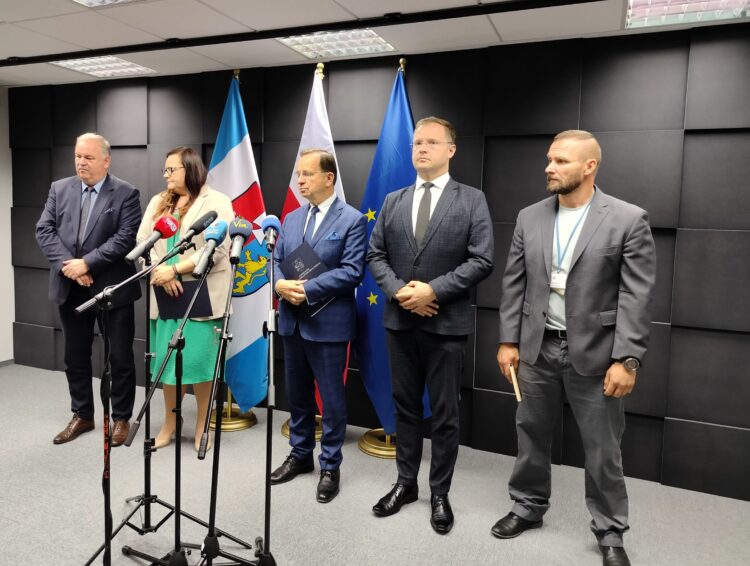 Apel zarządu województwa w sprawie granicy – wojewoda odpowiada