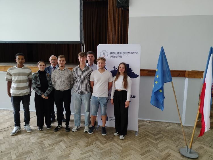 Niezwykłe praktyki zawodowe