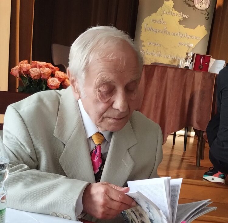 Brązowy medal Gloria Artis dla Jerzego Nawrockiego