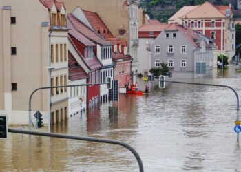 Powódź w&nbsp;Niemczech. Strażak zginął w&nbsp;akcji ratunkowej
