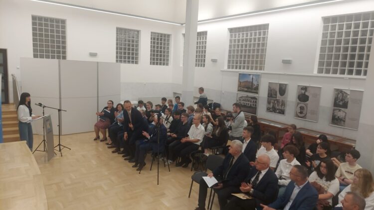 Konferencja dotycząca projektów edukacyjnych w powiecie niżańskim