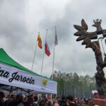 Pomnik w Domostawie, upamiętnienie ludobójstwa na Wołyniu (zdjęcia) - Polskie Radio Rzeszów