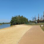 W zalewie w Brzózie Królewskiej zakwitły sinice. Zakaz kąpieli - Polskie Radio Rzeszów