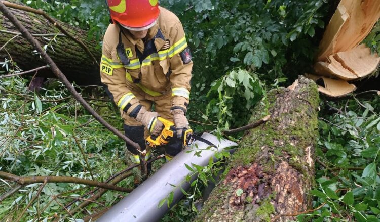 Już ponad sto interwencji straży pożarnej