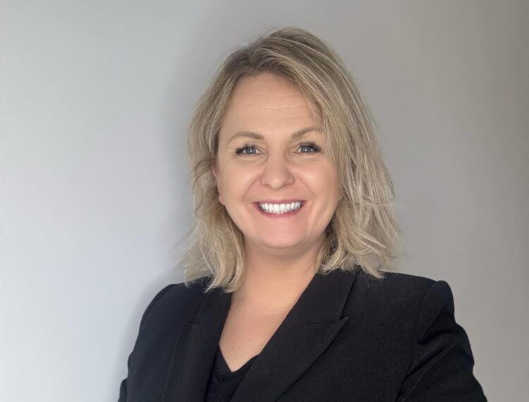 Skoki do wody. Otylia Jędrzejczak na ME juniorów w Rzeszowie 