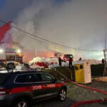 Drugi dzień walki z pożarem Merkury Market w Krośnie (zdjęcia) 14 - Polskie Radio Rzeszów Drugi dzień walki z pożarem Merkury Market w Krośnie (zdjęcia) - Polskie Radio Rzeszów