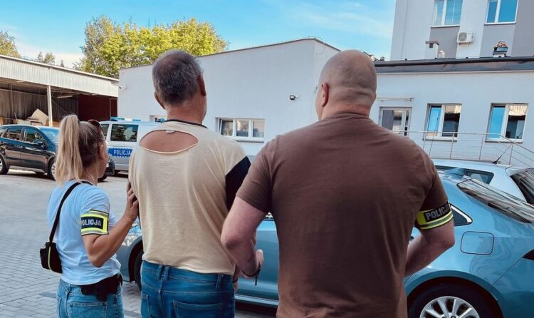 Tymczasowy areszt dla motocyklisty, który złamał dożywotni zakaz