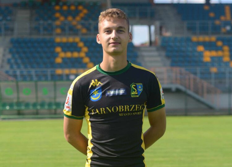 Piłka nożna. Wychowanek Siarki wybrał studiowanie