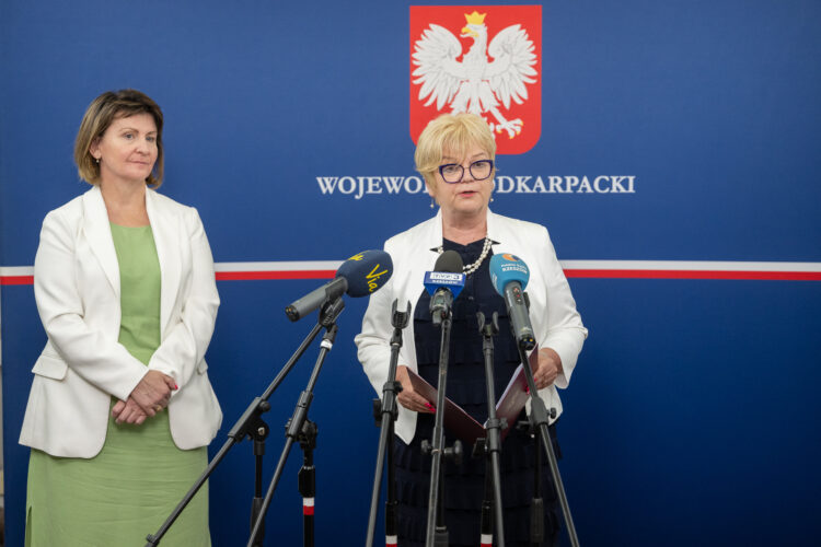 Wojewoda podkarpacki dementuje plotki o relokacji uchodźców z Europy Zachodniej