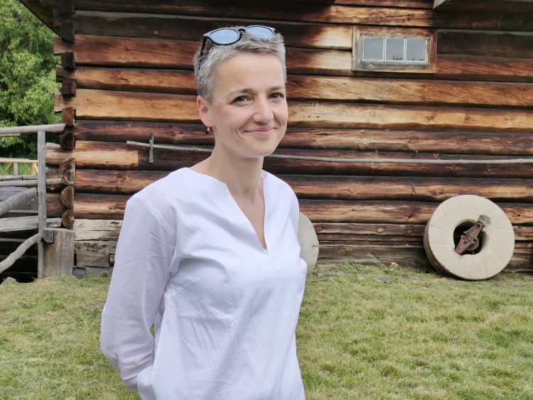 Spacerem po wsi Adamczycha