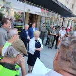 Protest leśników przed urzędem wojewódzkim w Rzeszowie 2 - Polskie Radio Rzeszów Protest leśników przed urzędem wojewódzkim w Rzeszowie - Polskie Radio Rzeszów