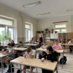 Wolontariusze z Ameryki Północnej uczą angielskiego w Rakszawie - Polskie Radio Rzeszów