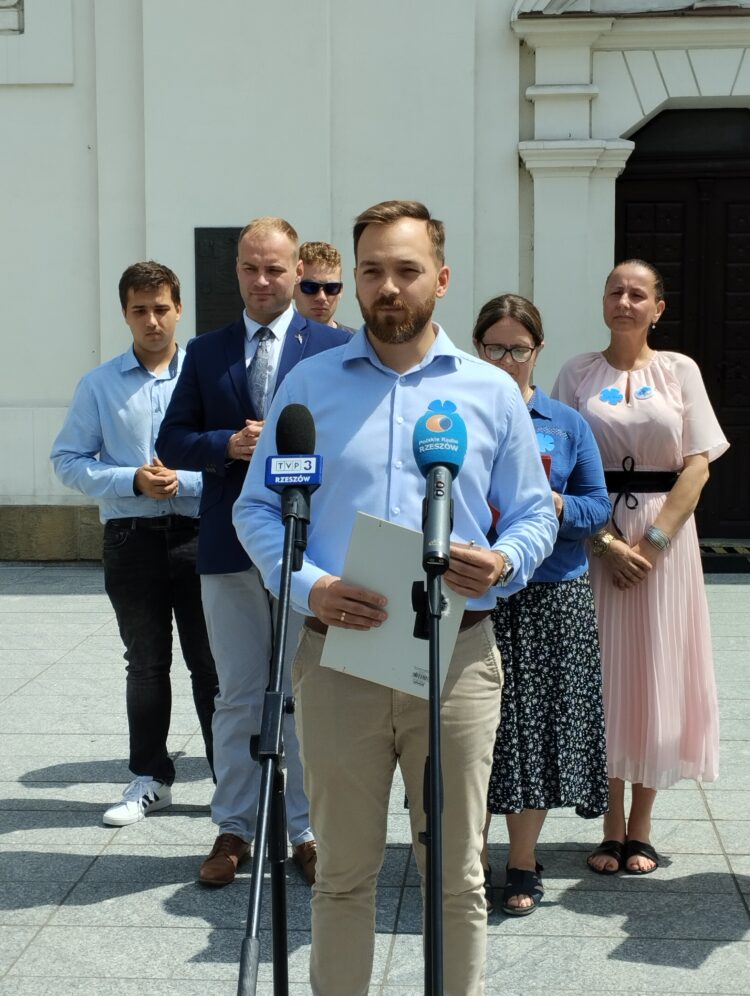 Akcja Kwiaty Wołynia