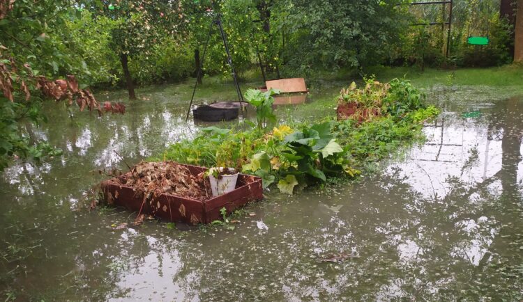 Zalane ogródki i piwnice, hałas. Problemy mieszkańców Rzeszowa